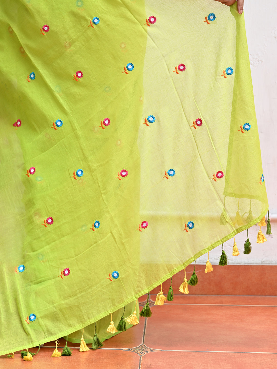 Green Mulmul Cotton Saree