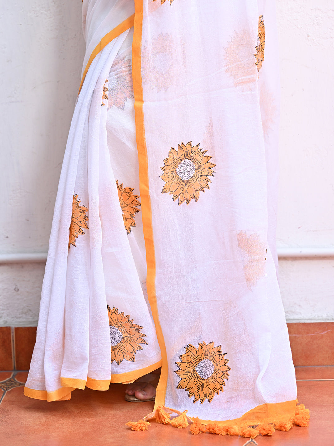 Sunflower Mulmul Cotton Saree
