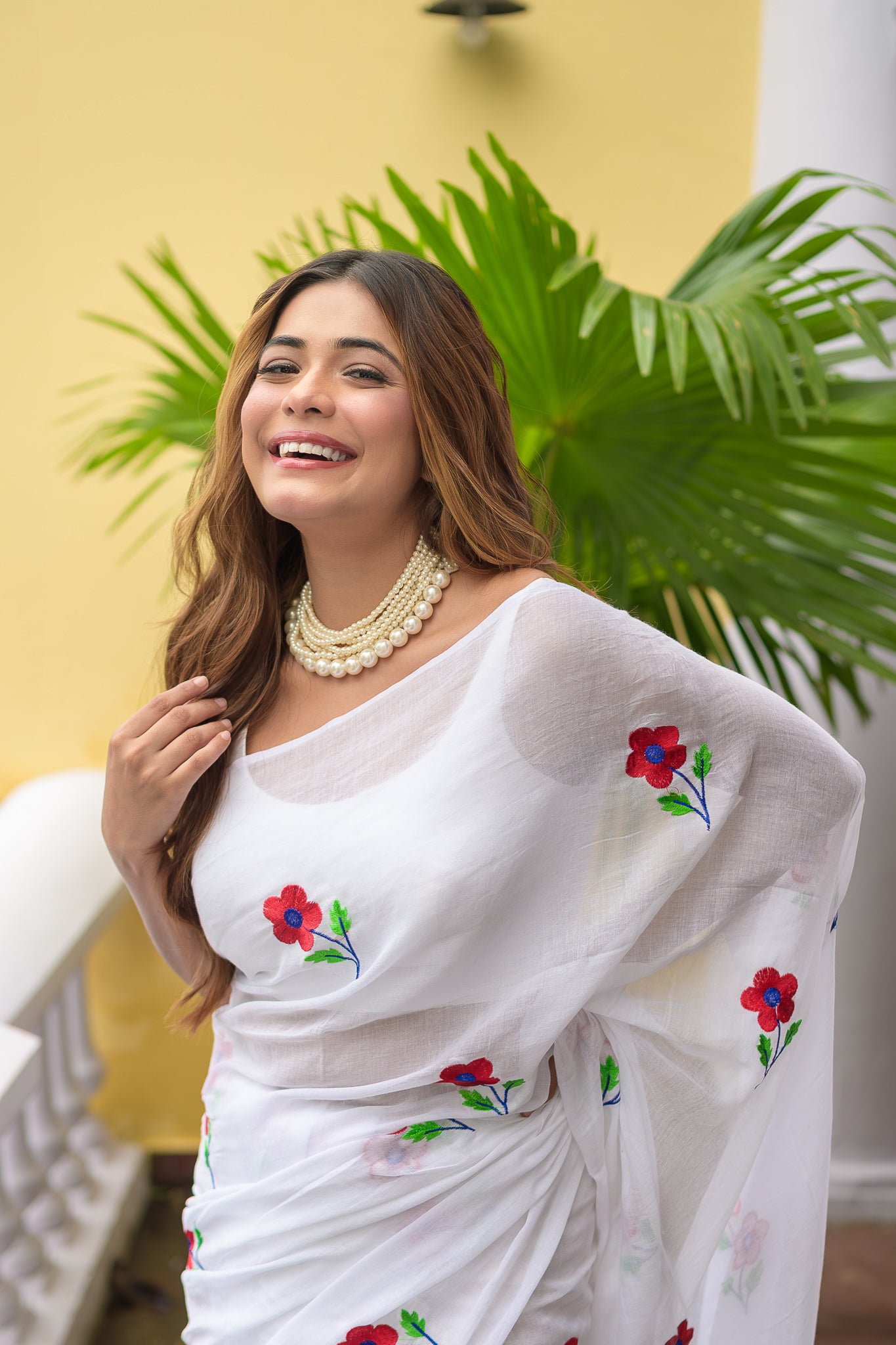 White Rose Embroidery Mulmul Cotton Saree