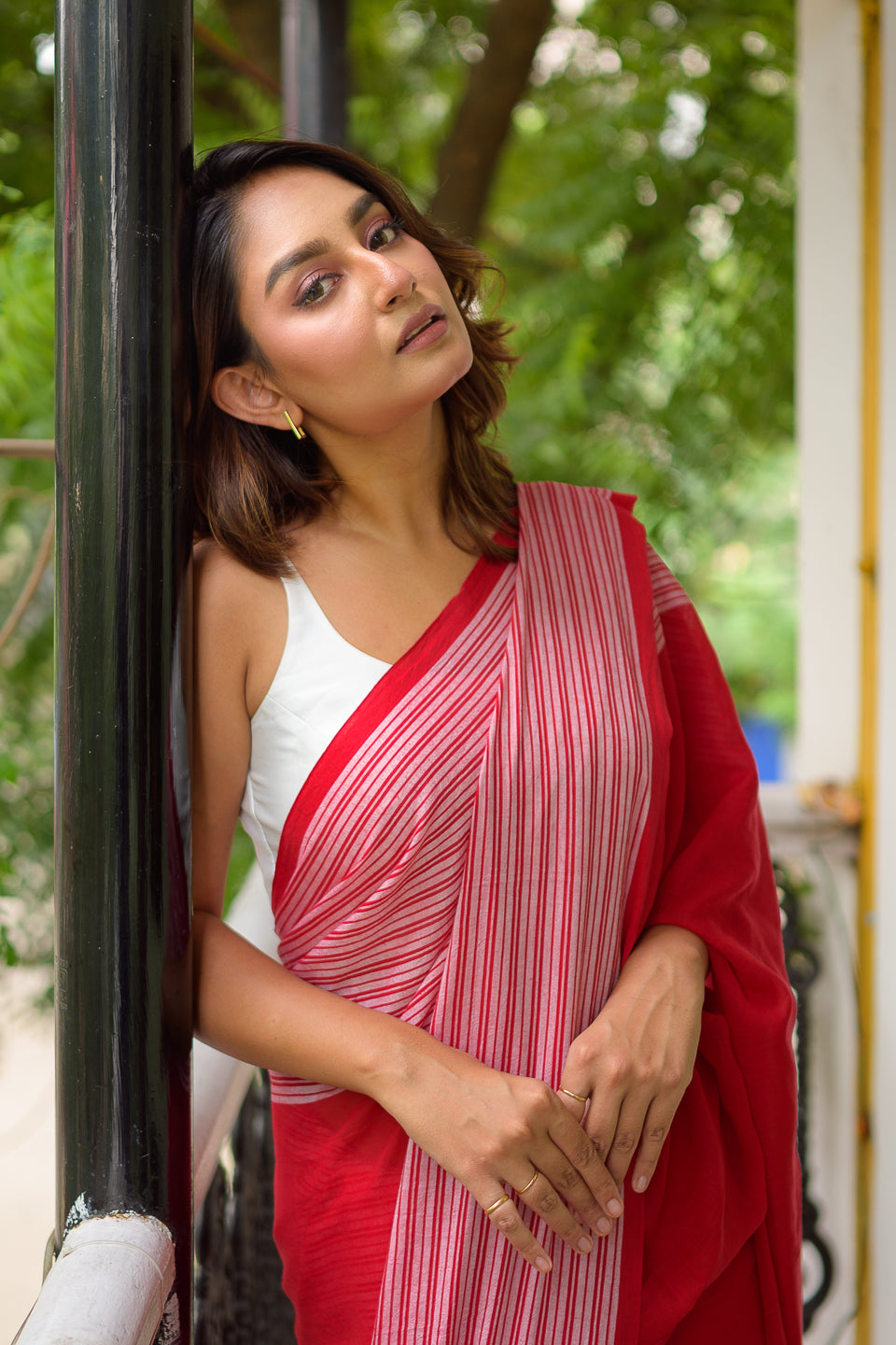 Iconic Red Mulmul Cotton Saree