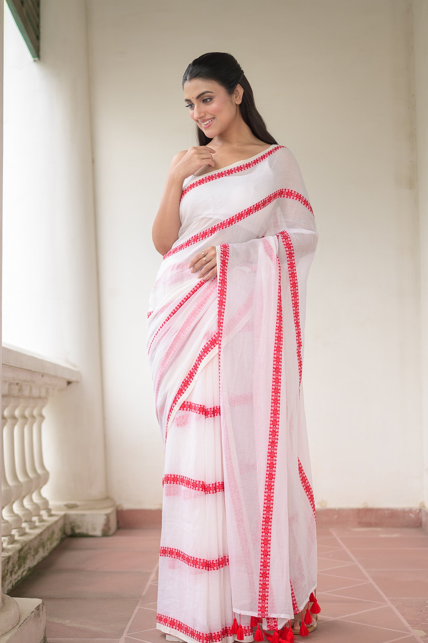 White And Red Embroidery Mulmul Cotton Saree