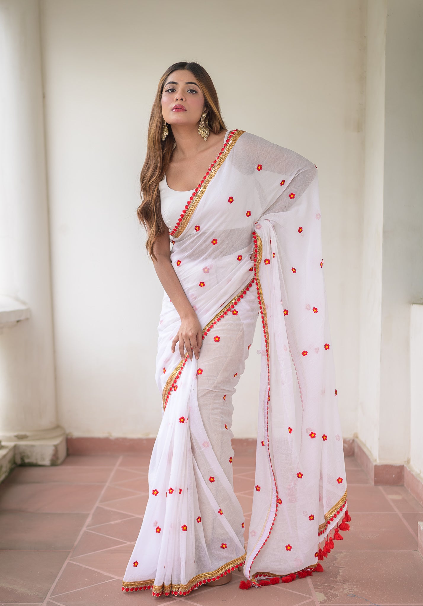 White And Red Embroidery Mulmul Cotton Saree