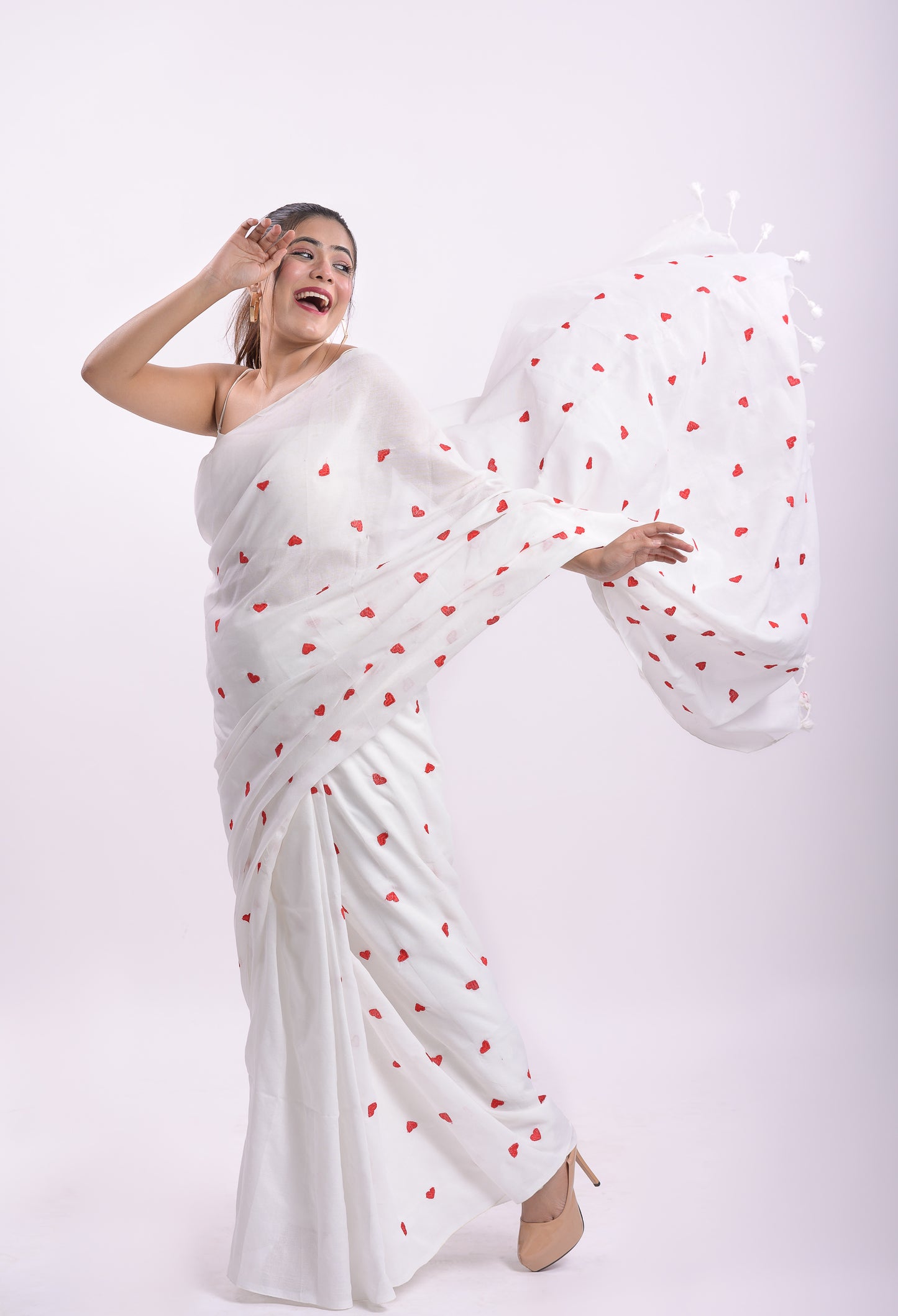 White Love Mulmul Cotton Saree