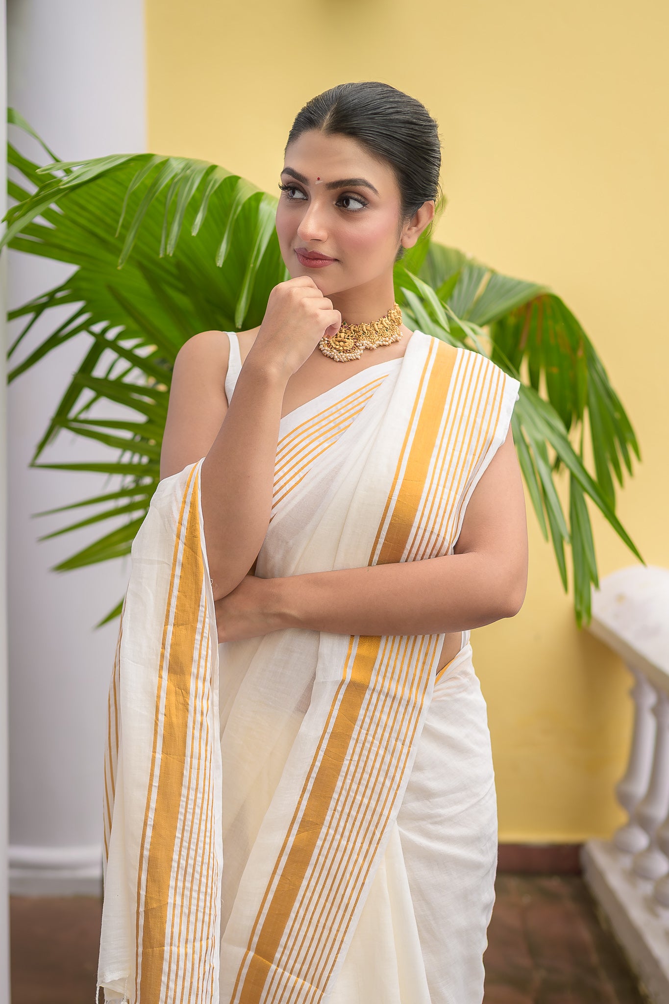 White Mulmul Cotton Saree