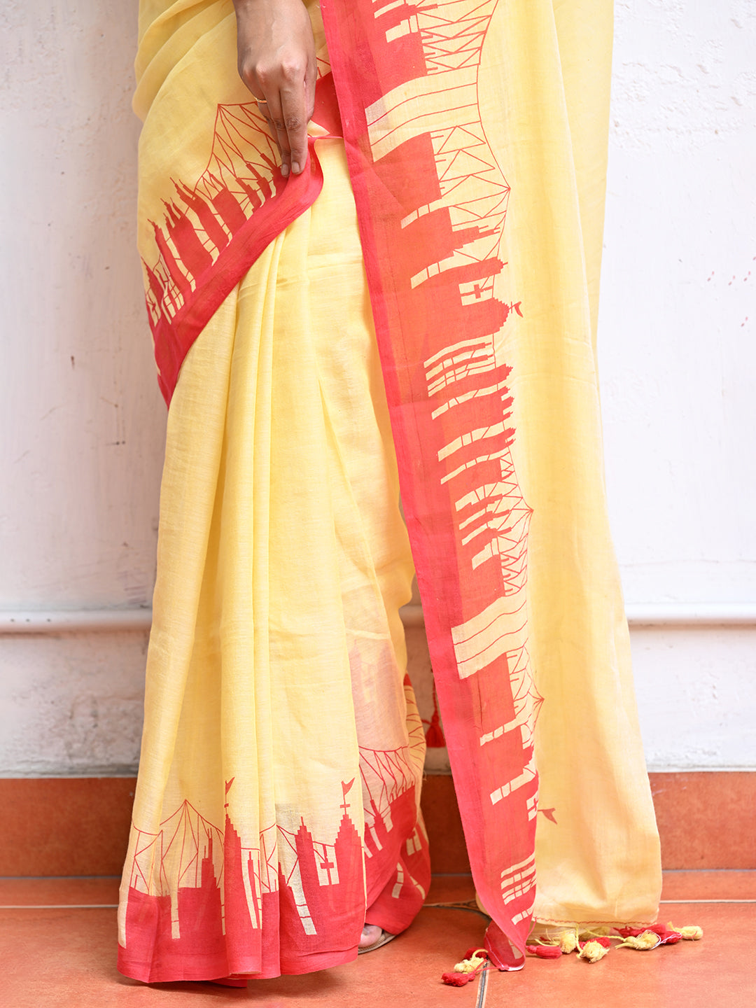 Yellow Mulmul Cotton Saree