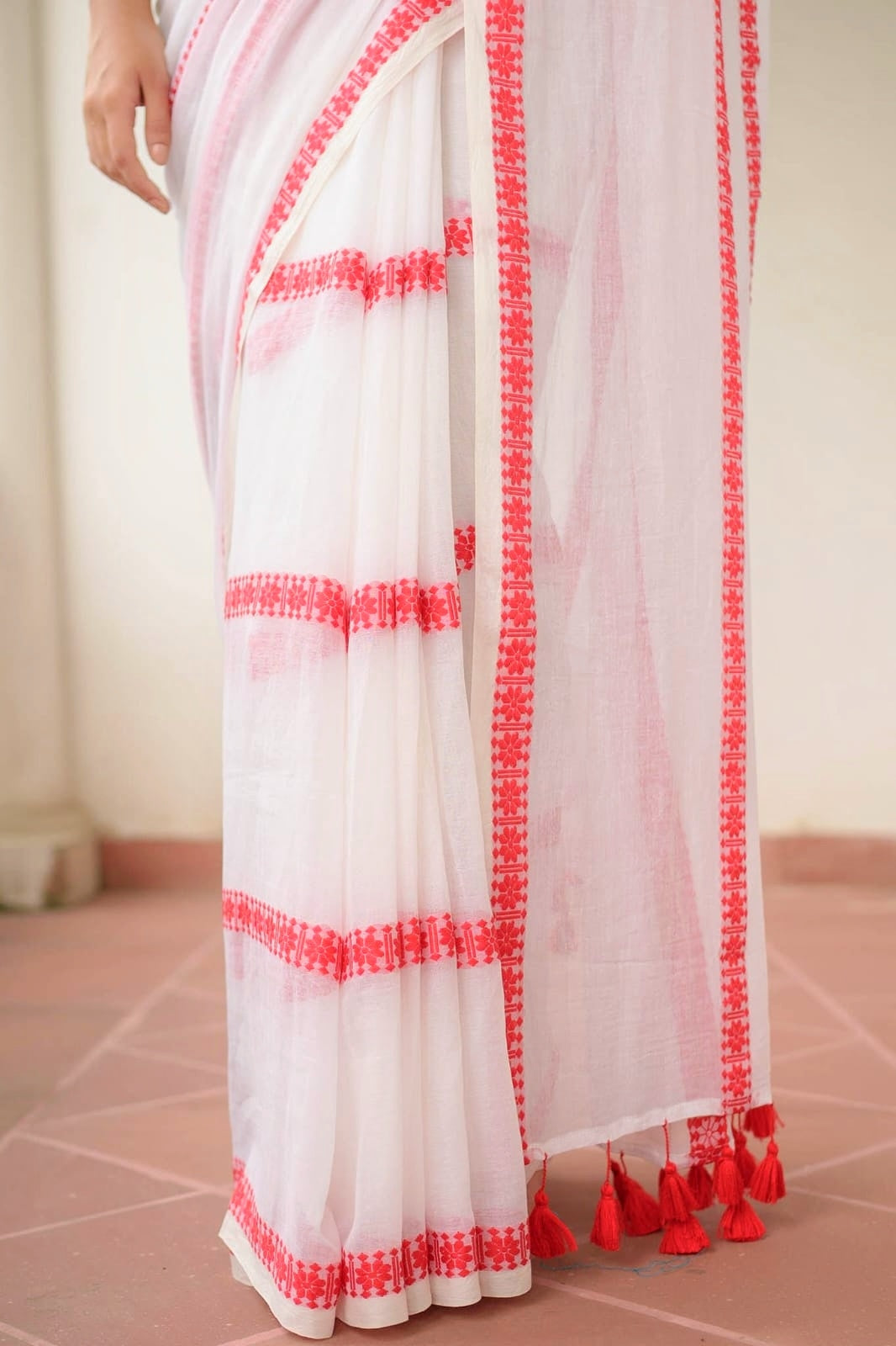 White And Red Embroidery Mulmul Cotton Saree
