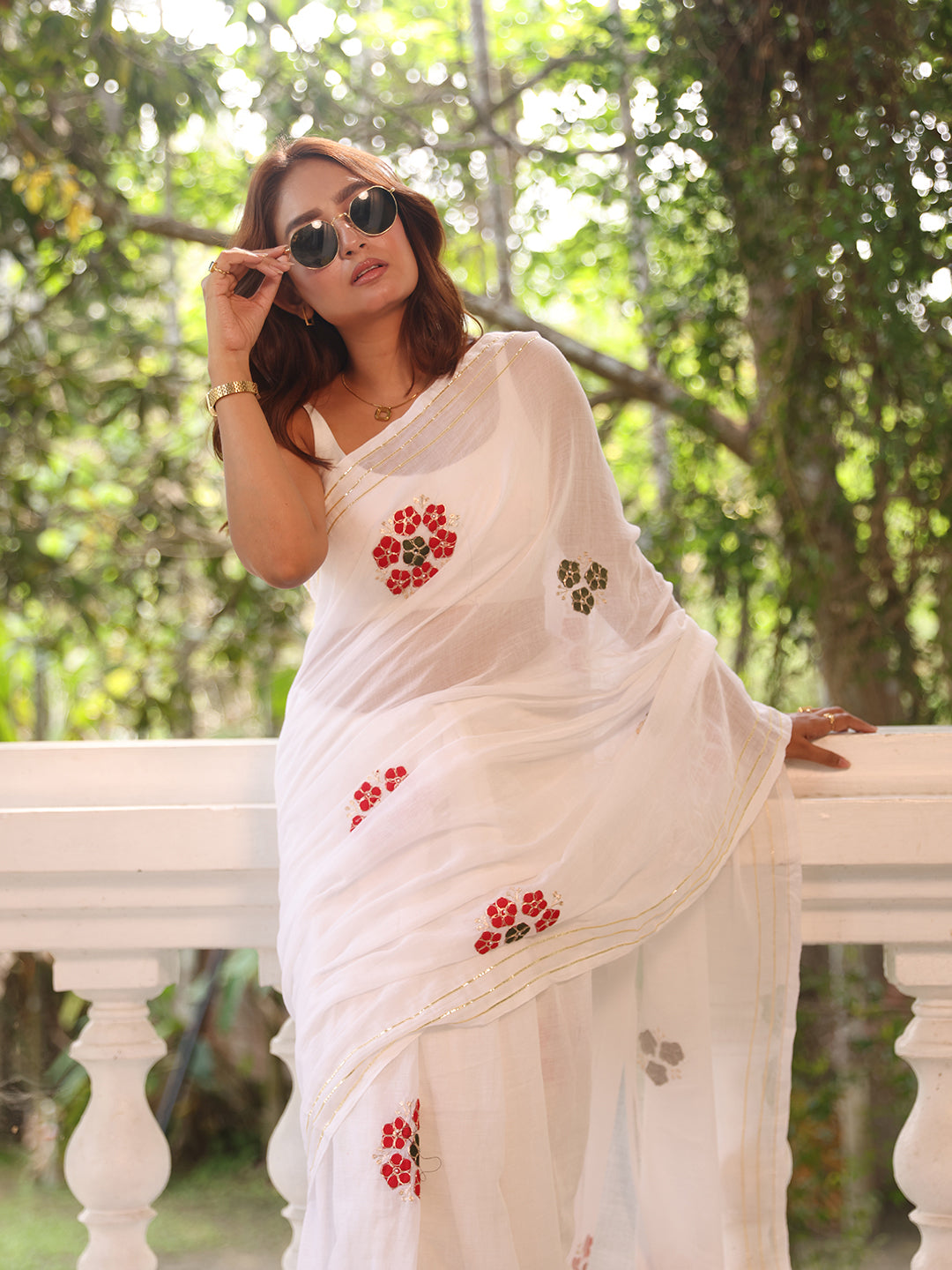 White Flower Mulmul Cotton Saree