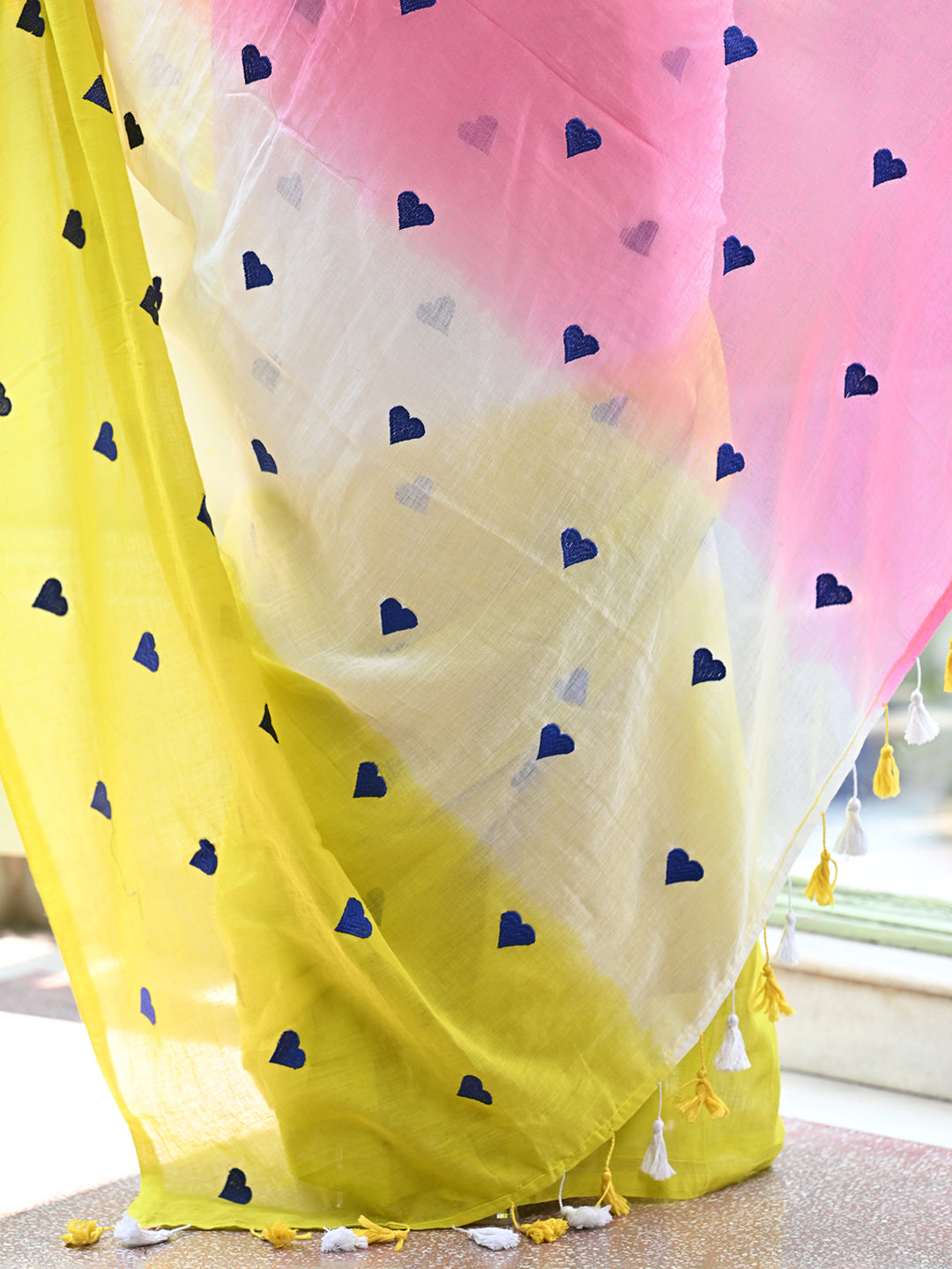 Azure Bloom Pink Mulmul Cotton Saree