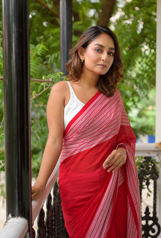 Iconic Red Mulmul Cotton Saree