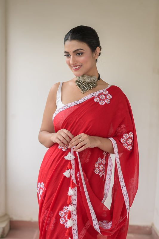 Red Siuli Mulmul Cotton Saree