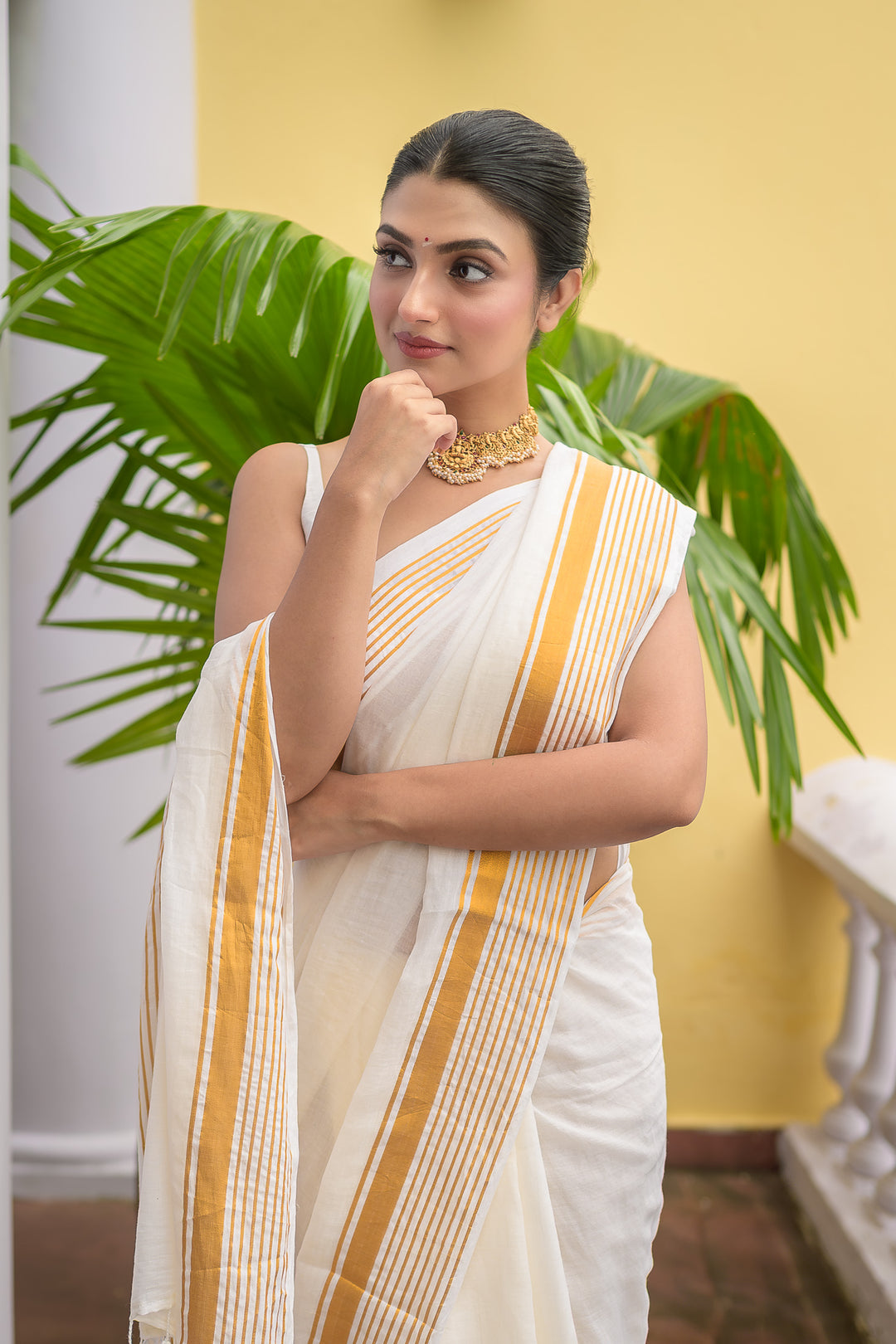 White Mulmul Cotton Saree