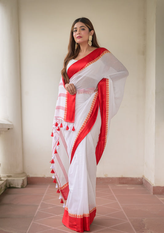 White And Red Mulmul Cotton Saree
