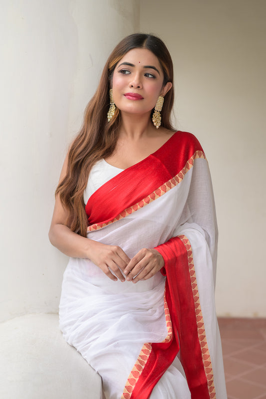 White And Red Mulmul Cotton Saree