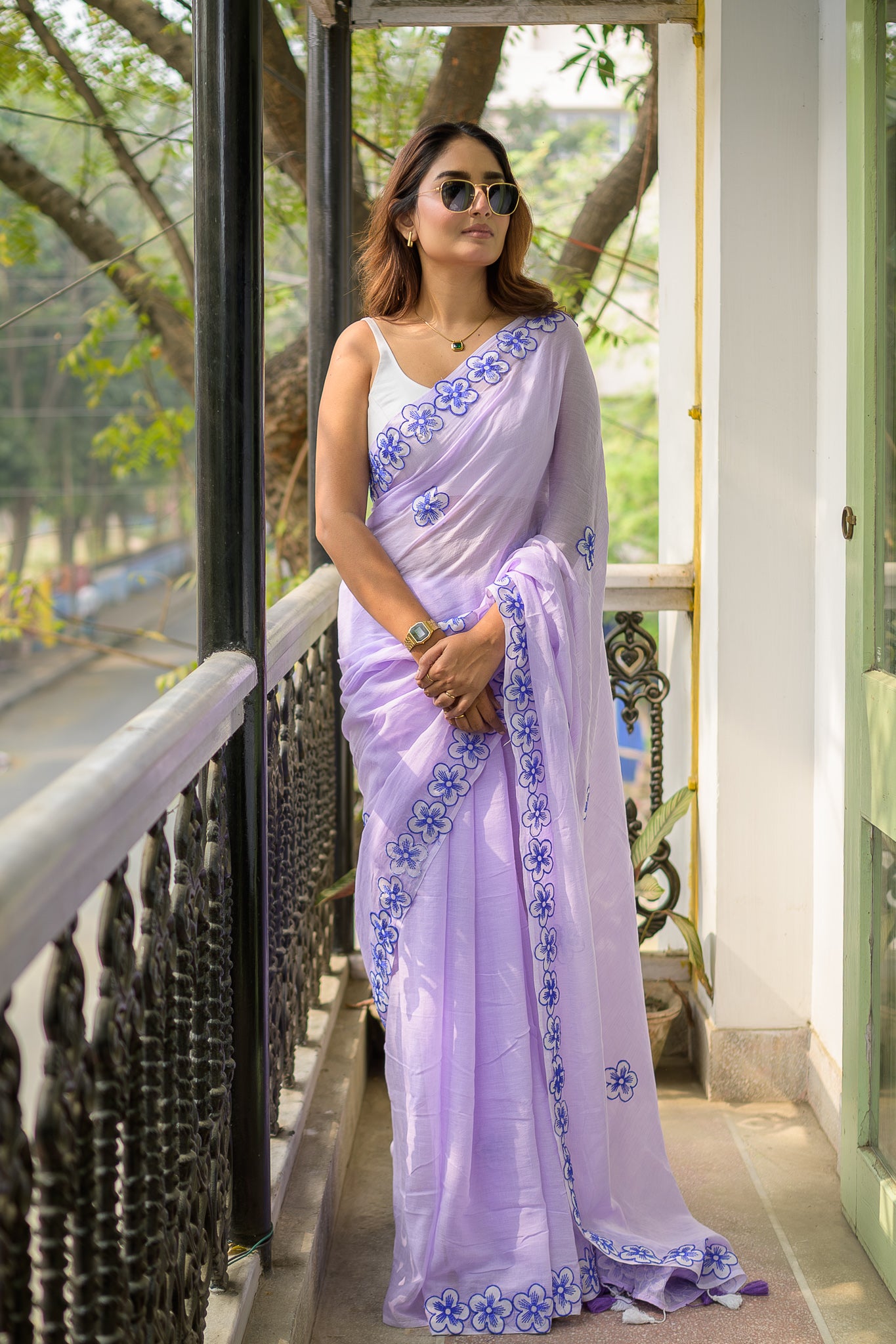 Lavender Floral Motif Mulmul Cotton Saree