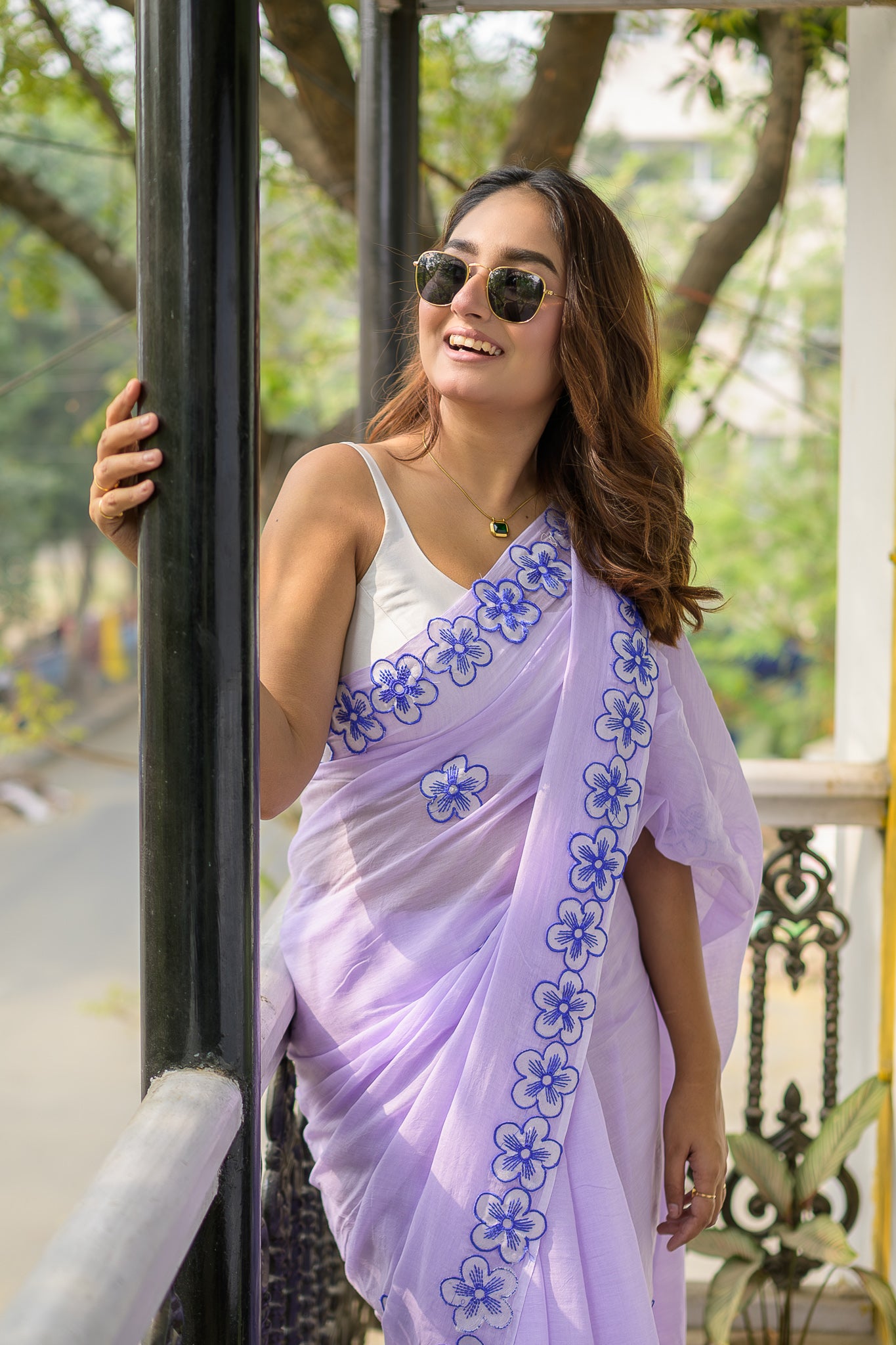 Lavender Floral Motif Mulmul Cotton Saree