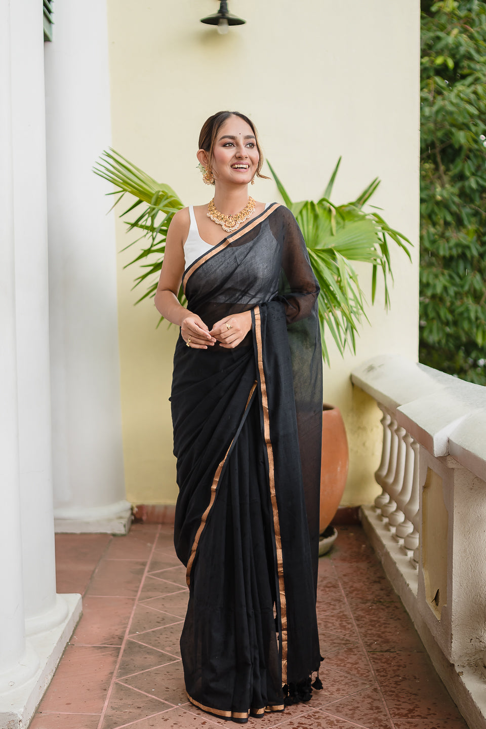 Black Golden Mulmul Cotton Saree