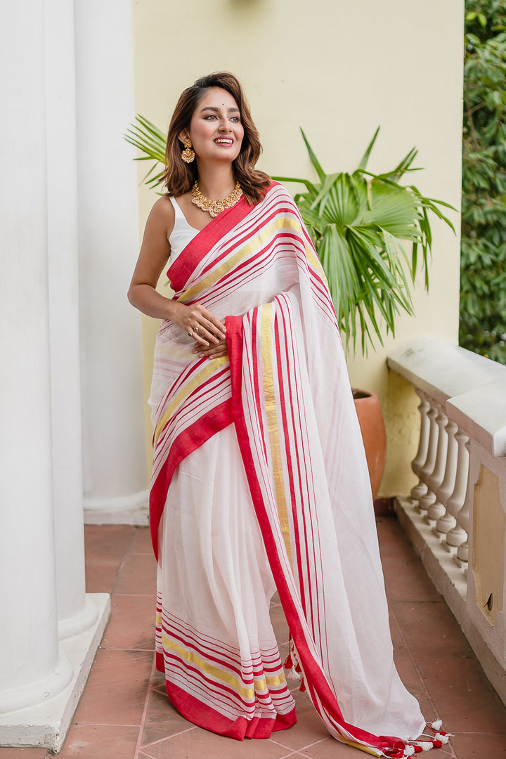 White And Red Mulmul Cotton Saree