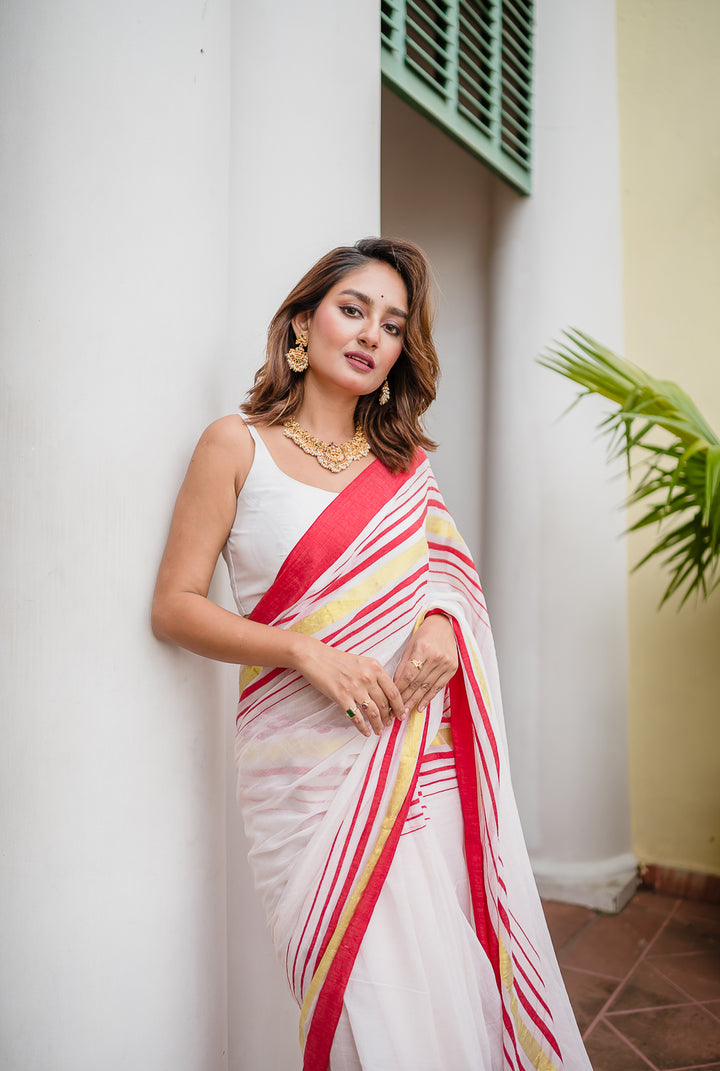 White And Red Mulmul Cotton Saree