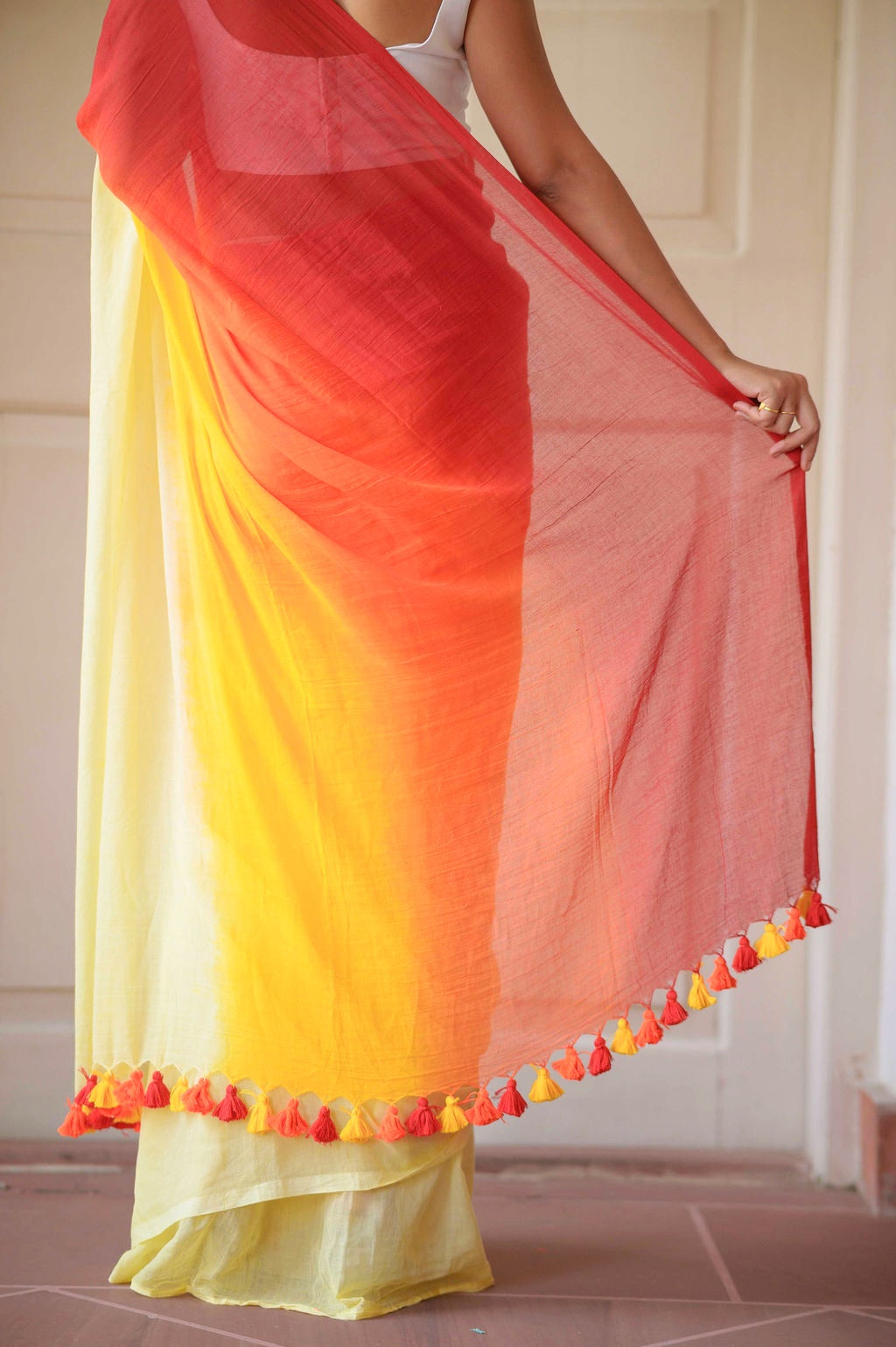 Red Tie Dye Mulmul Cotton Saree