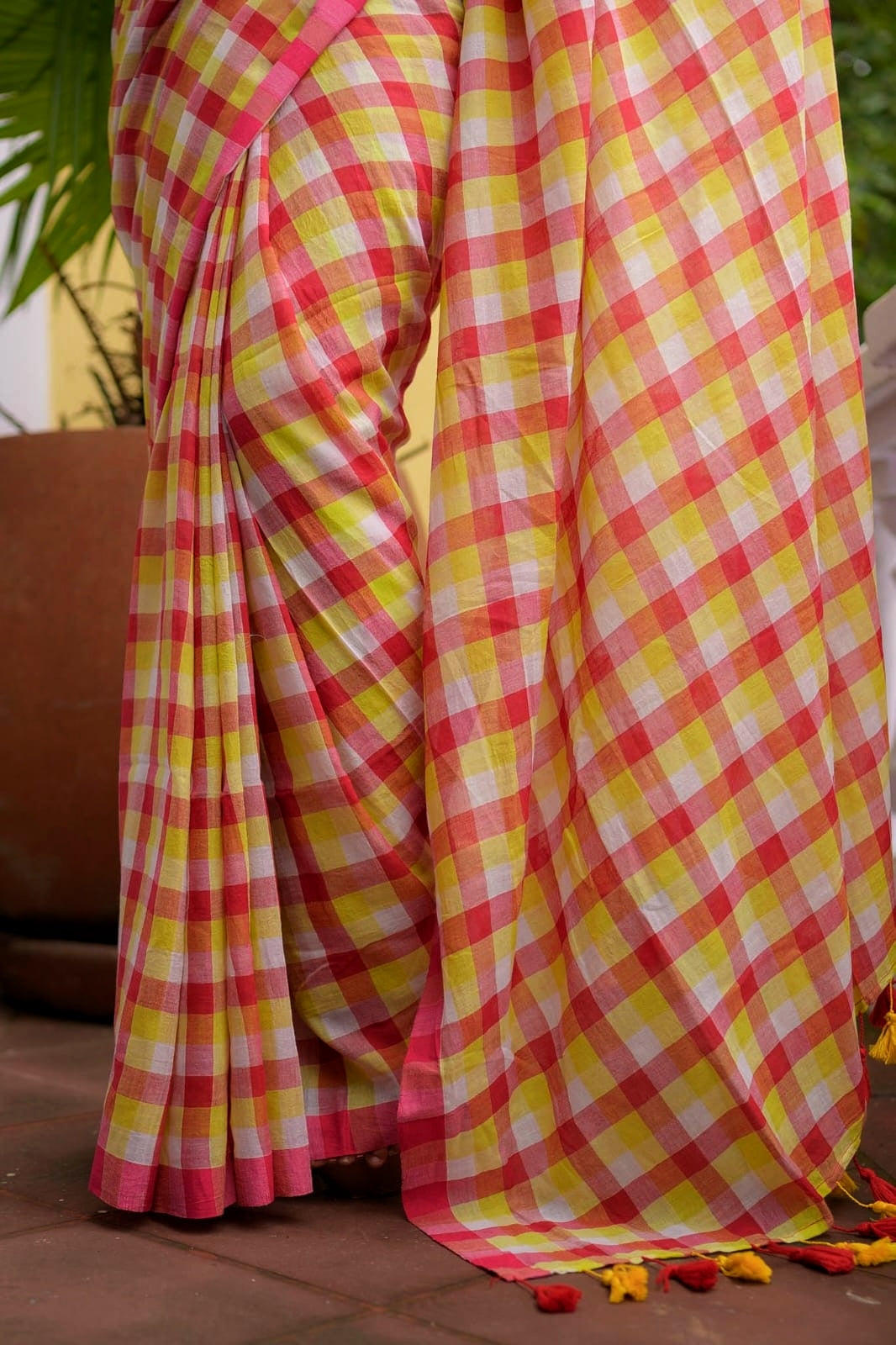Gingham Mulmul Cotton Saree