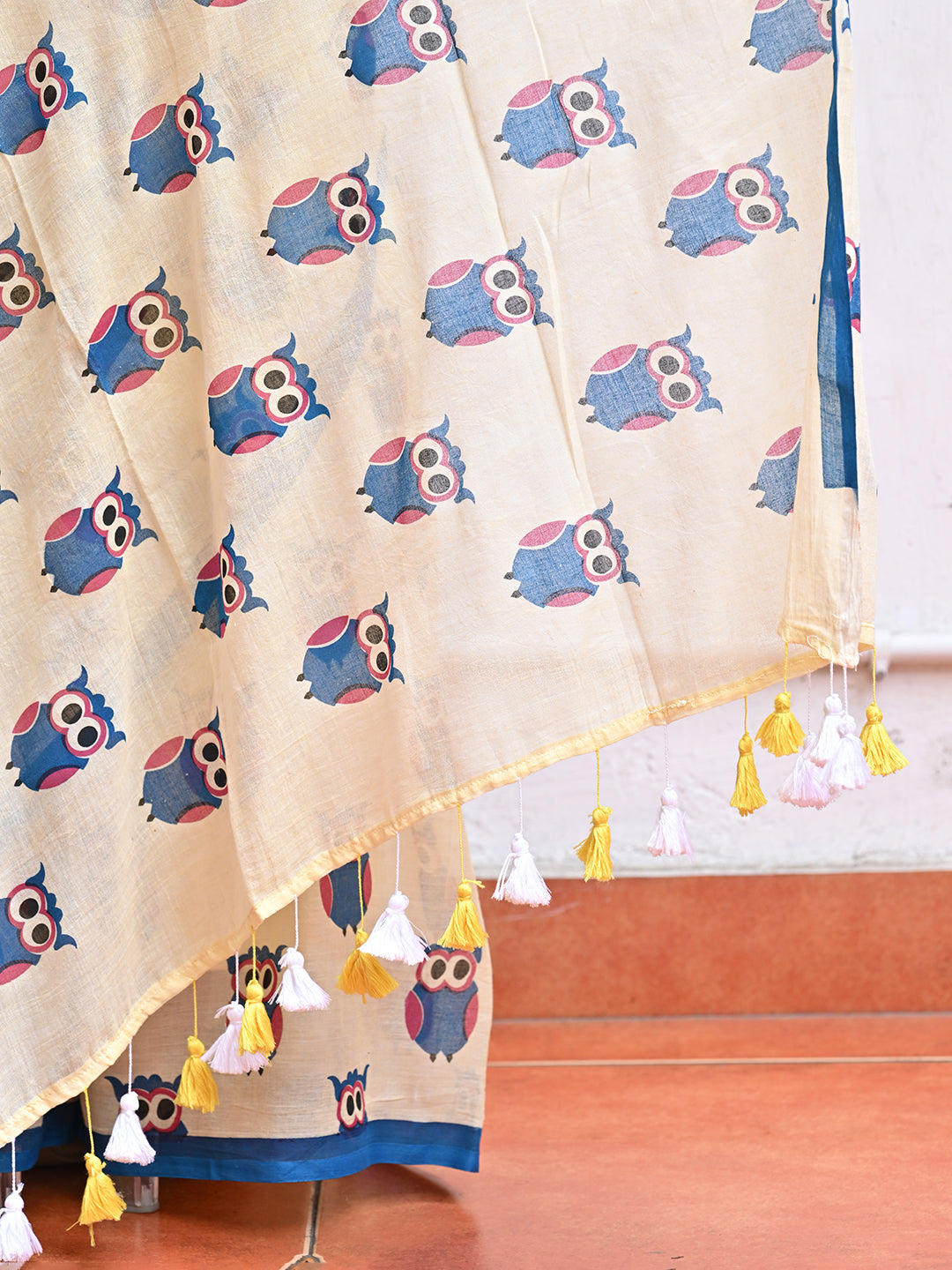 Yellow Owl Mulmul Cotton Saree