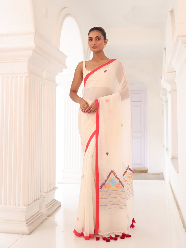 Handwoven White Mulmul Cotton Saree