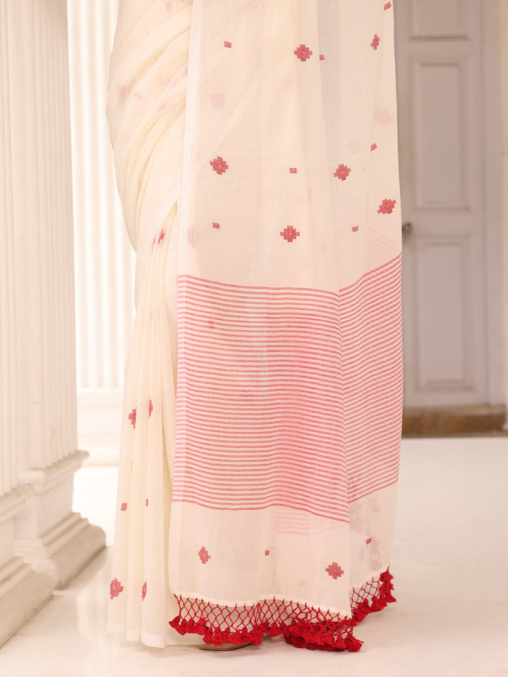 White and Red Mulmul Cotton Saree