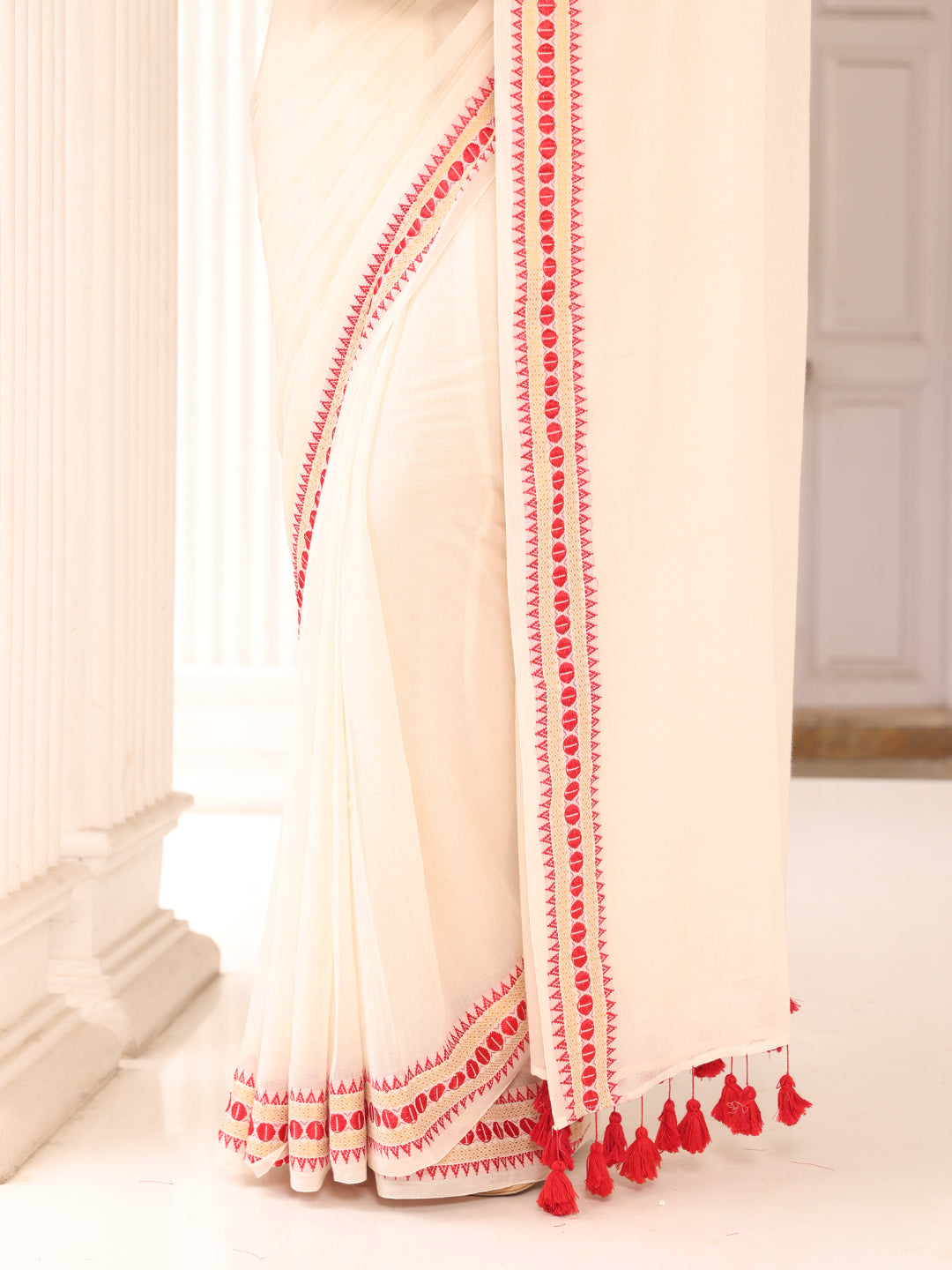 White and Red  Mulmul Cotton Saree
